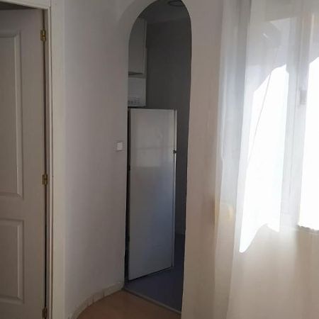 Apartamento en C. María Luisa 2 Dormitorios Madrid Exterior foto